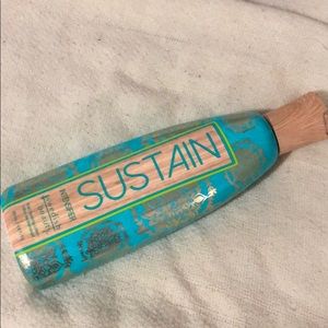 Swedish beauty sustain intensifier